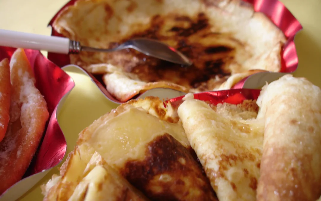 Crêpes Suzette – pomysł na śniadanie